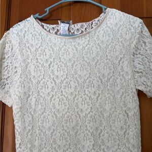 Cinema Etoile Cream Lace Short Sleeve Top Medium